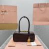미우미우 가죽 보백 28CM X 11.5CM X 8CM