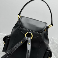 미우미우 가죽 백팩 23CM/29CM