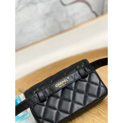 샤넬 체인가죽 벨트백