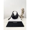 셀린느 블랙프레임 21CM X 24CM X 5CM