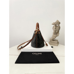 셀린느 블랙프레임  16CM X 19CM X 16CM