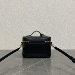 셀린느 18CM X 10CM X 13CM