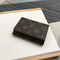 LOUISVUITTON