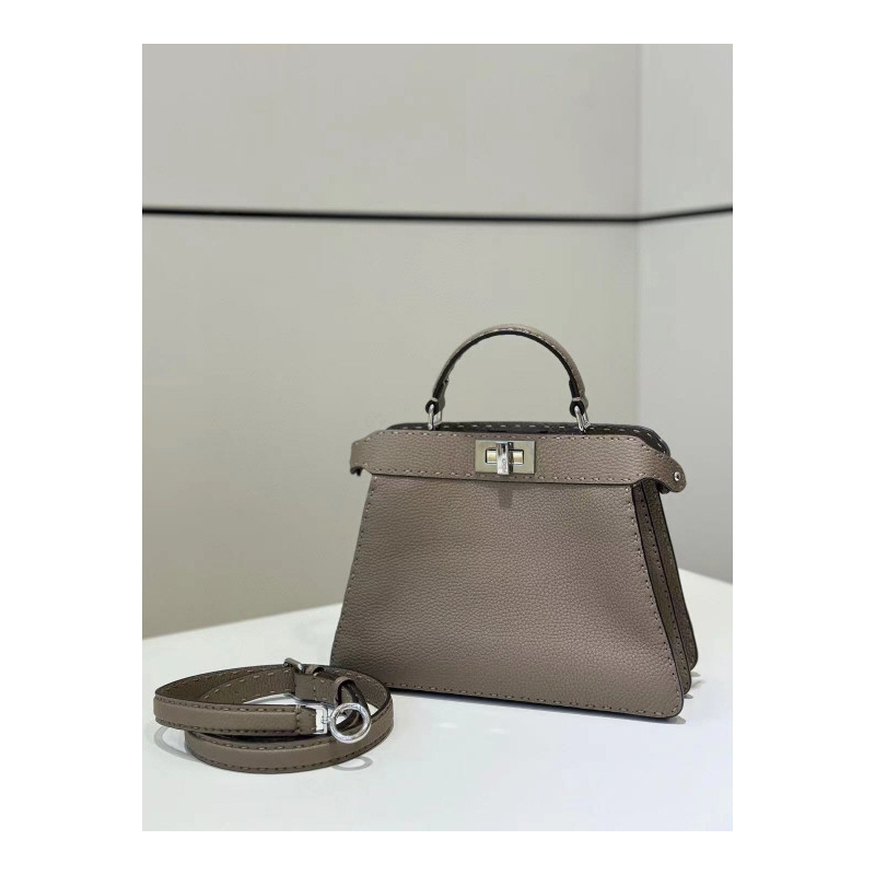 펜디 피카푸(FENDI PEEKABOO) 셀러리아 토드백 27CM