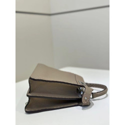 펜디 피카푸(FENDI PEEKABOO) 셀러리아 토드백 27CM