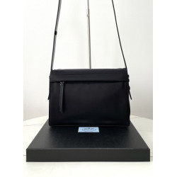 프라다 블랙프레임 23.5CM/30CM