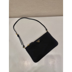 프라다 24CM X 14CM