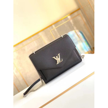 LOUISVUITTON