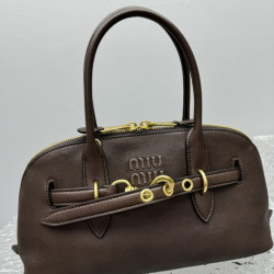 미우미우 아방뛰르 나파 가죽백 33CM X 11CM X 17CM
