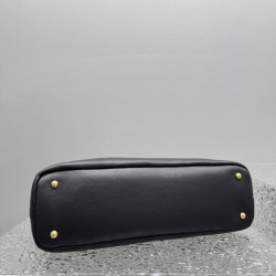 미우미우 아방뛰르 나파 가죽백 40CM X 31CM X 13CM