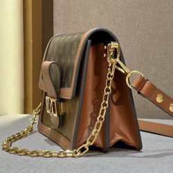 LOUISVUITTON-女王