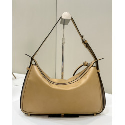 펜디 심플리(SIMPLY FENDI) 펜디백 안유진가방 33CM X 5CM X 20CM