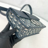 디올 몽테인 백블루 자카드 앤 스무스 카프스킨 24CM X 17CM X 8CM