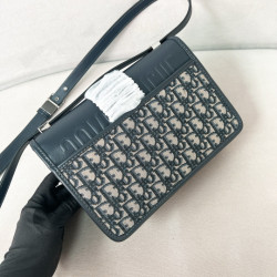 디올 몽테인 백블루 자카드 앤 스무스 카프스킨 24CM X 17CM X 8CM