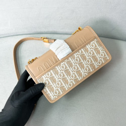 디올 오블리크 몽테인 체인호보백 21CM X 12CM X 6CM