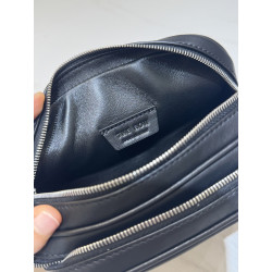 더로우 16CM X 8CM X 13CM