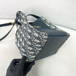 디올 21CM X 19CM X 11CM
