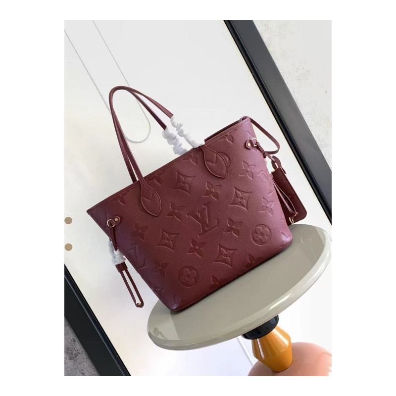 루이비통 32CM X 29CM X 17CM