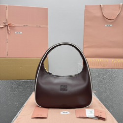 미우미우 35CM X 27CM X 8CM