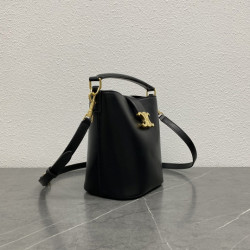 셀린느 루이즈 버킷백(Louise Bucket Bag) 19CM X 16CM X12CM
