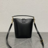 셀린느 루이즈 버킷백(Louise Bucket Bag) 19CM X 16CM X12CM