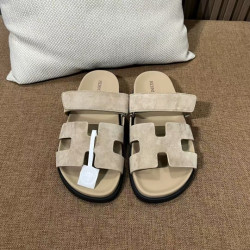 에르메스 여자 시프레 슬리퍼 샌들 스웨이드 IU매장