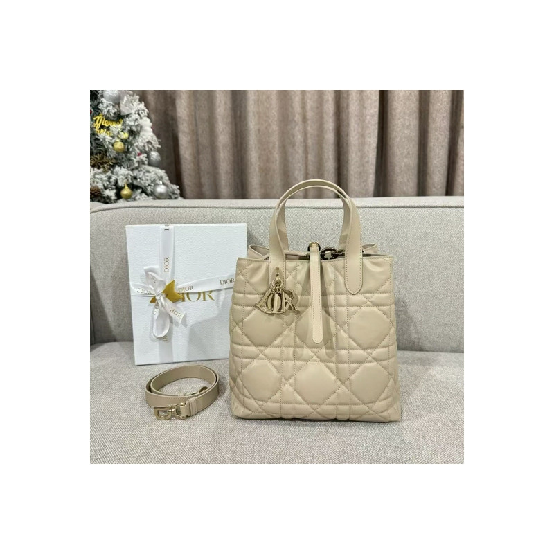 디올 여왕샵 女王 13CM/18.5CM/23CM 사진은 18.5CM