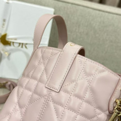 디올 여왕샵 女王 13CM/18.5CM/23CM 사진은 18.5CM