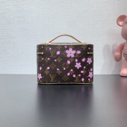 루이비통 13.5CM X 12CM X 20CM