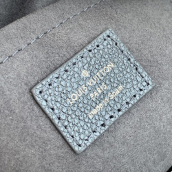 루이비통 20.5CM X 13.5CM X 12CM