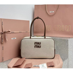 미우미우 35CM X 12CM X 22CM
