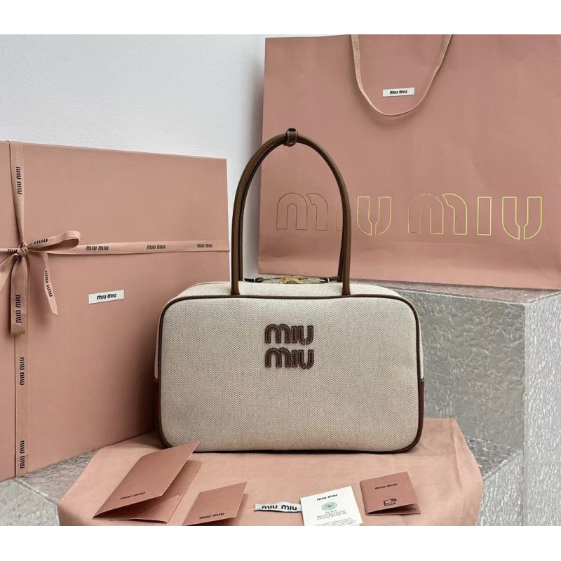 미우미우 35CM X 12CM X 22CM