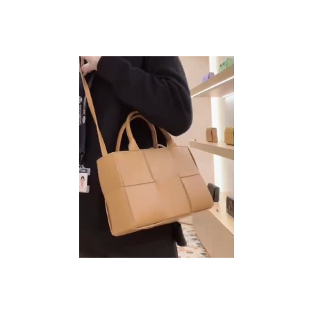 보테가 25CM
