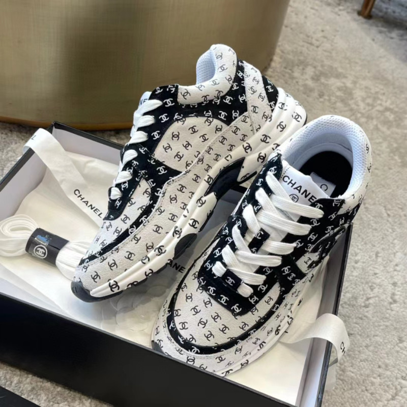 샤넬 크루즈 스니커즈 Chanel Sneakers