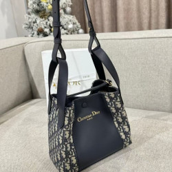 디올 여왕샵 女王 21CM X 19CM X 11CM