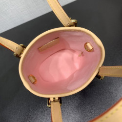 루이비통 17CM X 9CM X 13CM