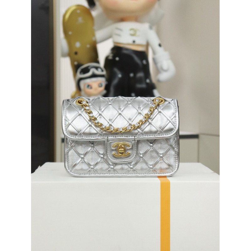 샤넬 플랩 핸드백 20CM/25CM
