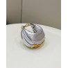 펜디(FENDI) 2022 SS 여성 컬렉션 호보백 펜디그라피 16.5CM X 14CM X 5CM