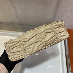 프라다 고프레 호보백 瑶瑶 22CM X 14CM X 6CM