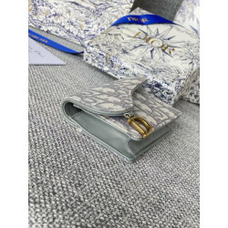 디올 艾尚
