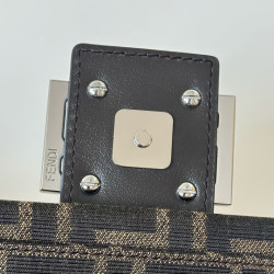 펜디 26CM X 6CM X 13CM
