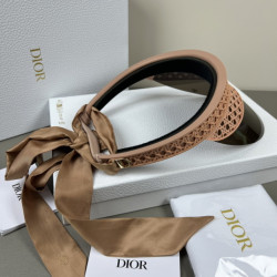디올-