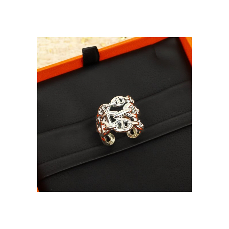 에르메스 체인 샹달 반지 실버 (Chaine d’Ancre Enchaînée Ring in Silver) MOMO