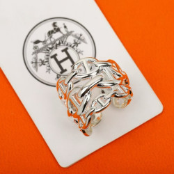 에르메스 체인 샹달 반지 실버 (Chaine d’Ancre Enchaînée Ring in Silver) MOMO