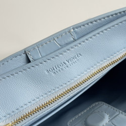 보테가 20CM X 15.5CM X 9CM