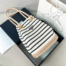 프라다 마리너 패브릭 버킷백 28CM X...
