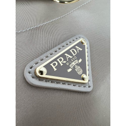 프라다 리나일론 마리너 버킷백