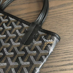 GOYARD