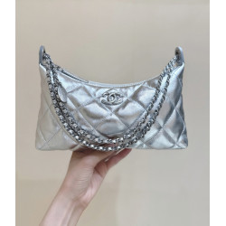 순양 샤넬 실버 체인 호보백 卡信 17CM X 26CM X 8.5CM