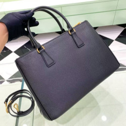 프라다 32CM